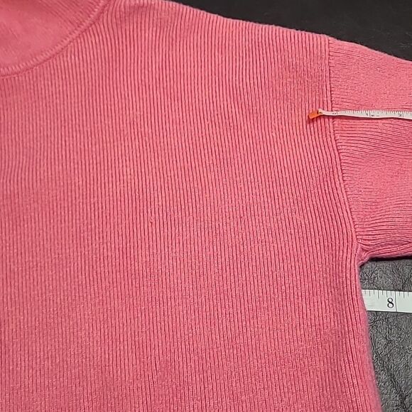 Lumiere Women's pink turtleneck boxy crop sweater size S cozy soft preppy casual - Picture 10 of 11